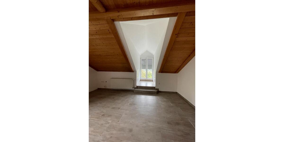 Dachgeschoßwohnung Treuchtlingen - 1 Zimmer, 59 m&sup2;, 560&euro; | Angebot:25992242