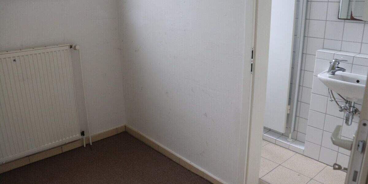 Gewerbeobjekt Kiel / Friedrichsort Pries - 1 Zimmer, 1.450&euro; | Angebot:25725656