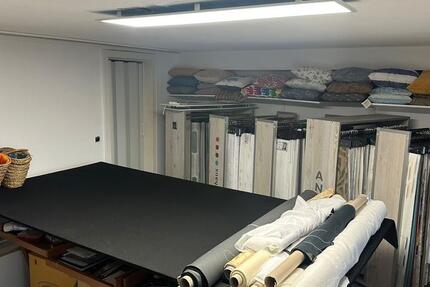 Büro-Gewerberäumlichkeit zu vermieten