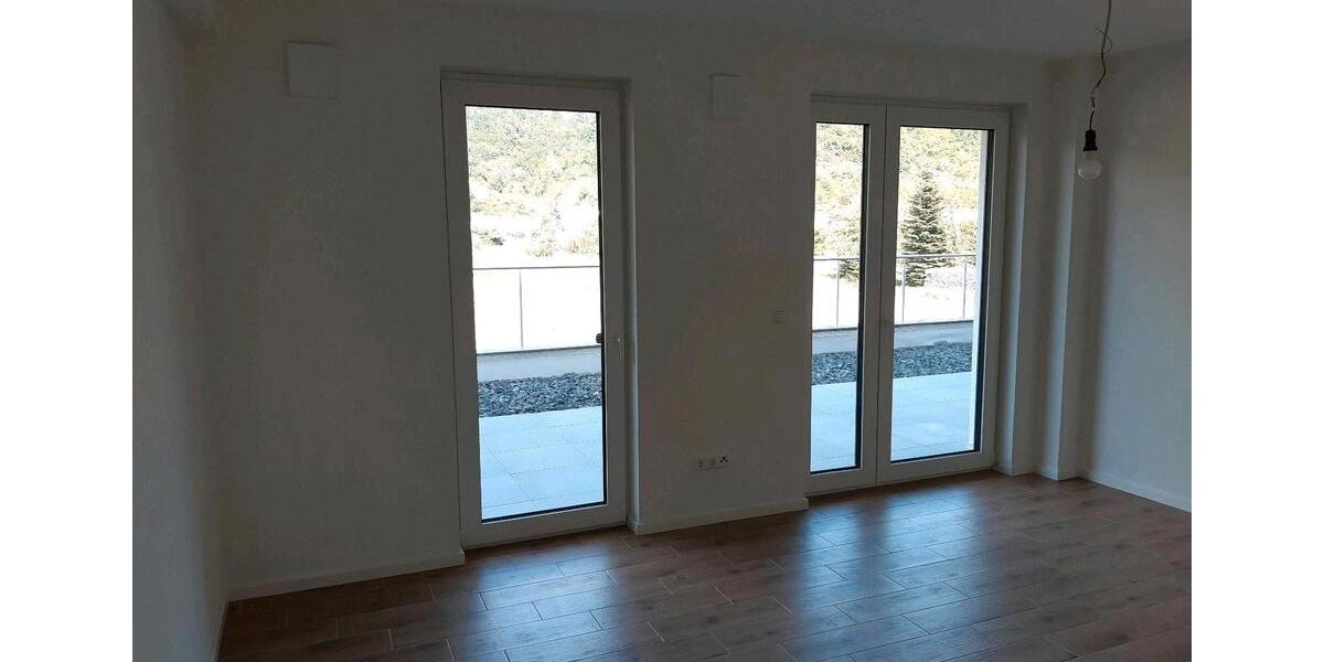 Erdgeschoßwohnung Haßmersheim - 2 Zimmer, 74 m&sup2;, 880&euro; | Angebot:25965652