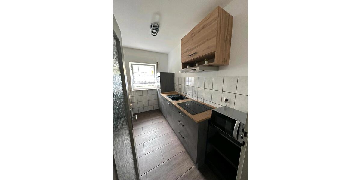 Wohnen auf Zeit Ludwigsburg - 1 Zimmer, 11 m&sup2;, 555&euro; | Angebot:26582744