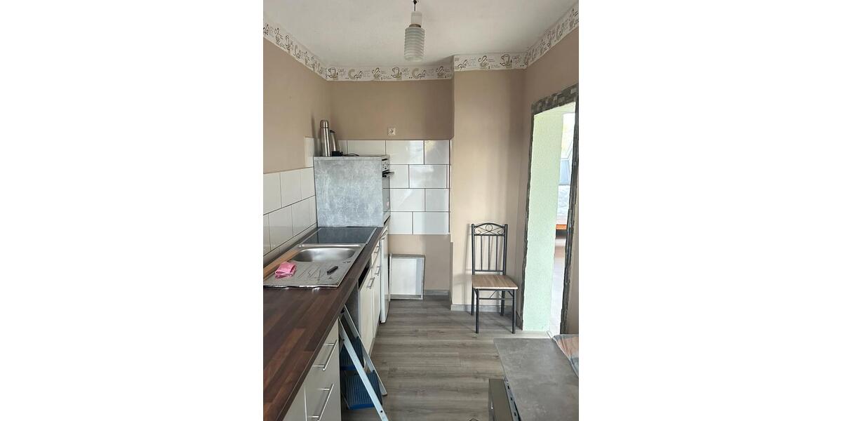 Dachgeschoßwohnung Hecklingen - 4 Zimmer, 115 m&sup2;, 850&euro; | Angebot:25960414