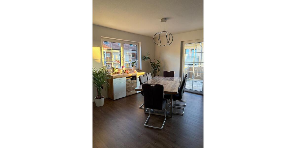 Etagenwohnung Hohentengen - 2 Zimmer, 84 m&sup2;, 919&euro; | Angebot:26613947