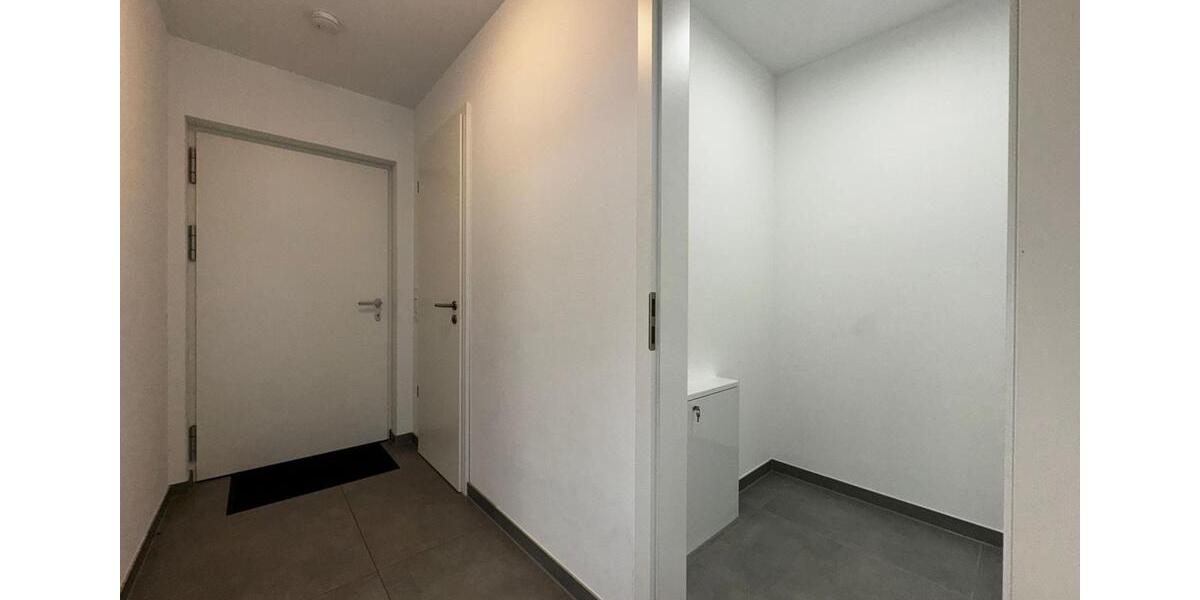 MODERN 2021 DUPLEX with approx. 170m², garden and garage, located less than 10 minutes from Clay 5 zimmer