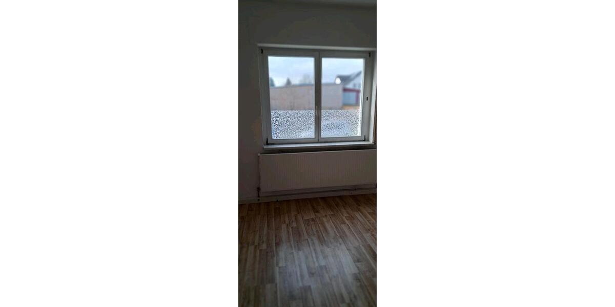 Erdgeschoßwohnung Apolda - 3 Zimmer, 65 m&sup2;, 750&euro; | Angebot:25641756