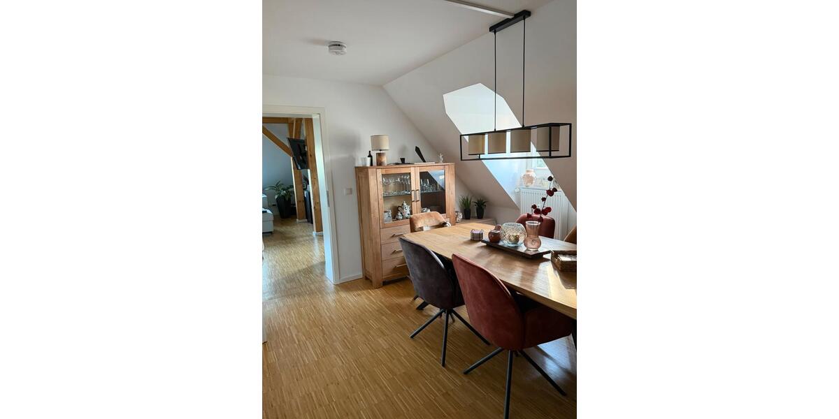 Dachgeschoßwohnung Berlin Spandau - 2 Zimmer, 80 m&sup2;, 1.320&euro; | Angebot:26705667