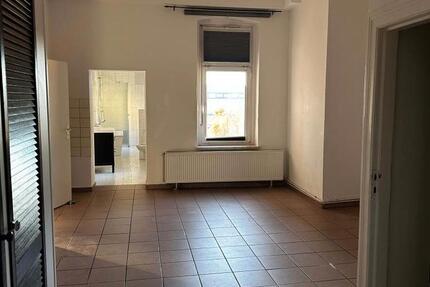 Großzügige Altbauwohnung im Herzen der Stadt zimmer