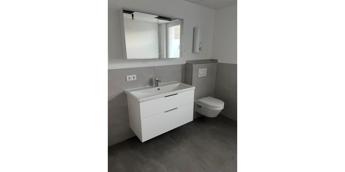 Etagenwohnung Schwalmstadt - 4 Zimmer, 85 m&sup2;, 1.125&euro; | Angebot:24490891