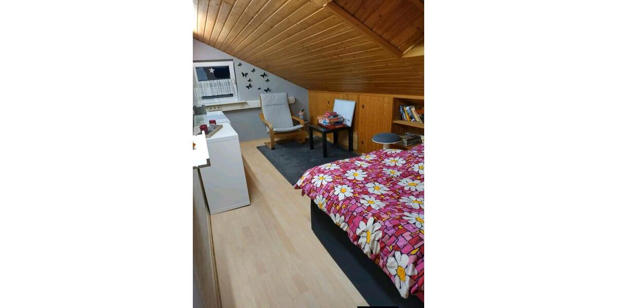 Wohnen auf Zeit Spangenberg - 1.5 Zimmer, 60 m&sup2;, 500&euro; | Angebot:26025212