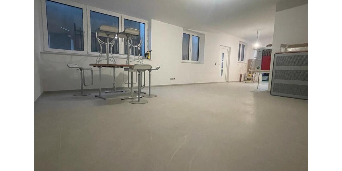 1 Zimmer Souterrain Wohnung ca 70m² Neubau große Fenster 1 zimmer