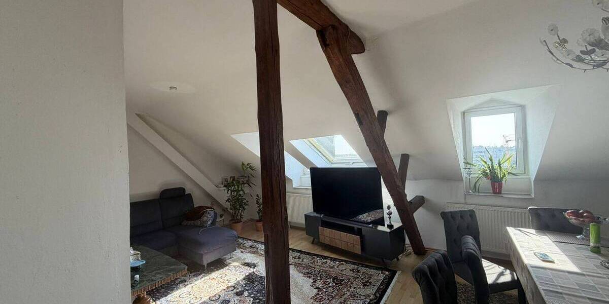 Etagenwohnung Bad Homburg vor der Höhe Bad Homburg - 5 Zimmer, 104 m&sup2;, 1.350&euro; | Angebot:26173660