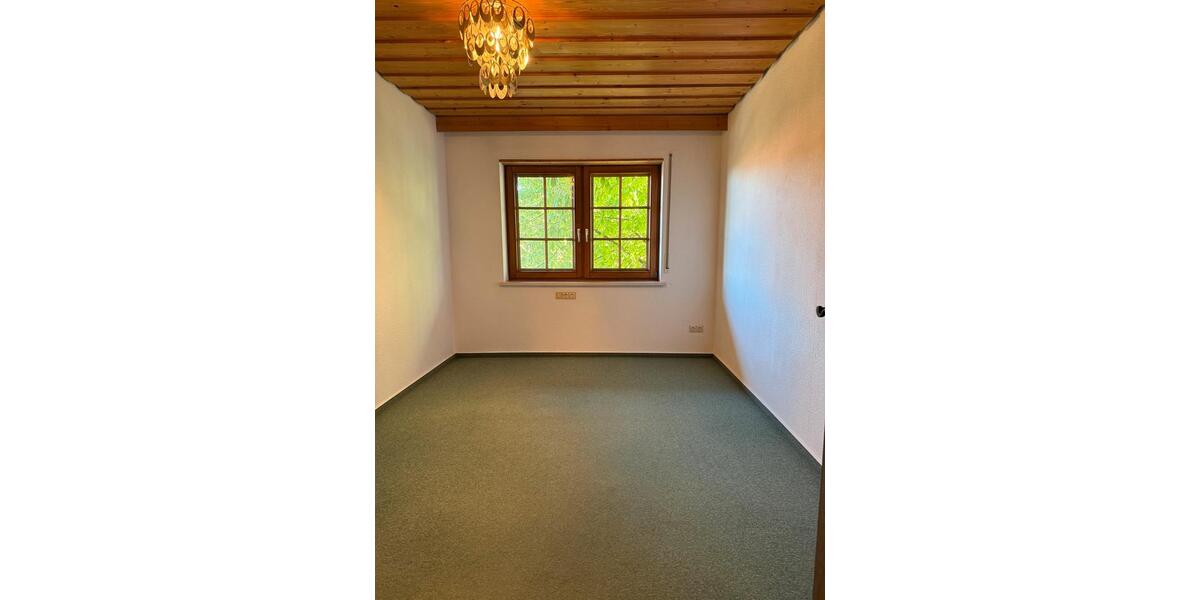 Erdgeschoßwohnung Dachsberg (Südschwarzwald) - 4 Zimmer, 108 m&sup2;, 1.020&euro; | Angebot:26322348