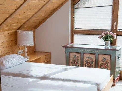 Wohnen auf Zeit Wüstenrot - 3 Zimmer, 95 m&sup2;, 25&euro; | Angebot:26701164