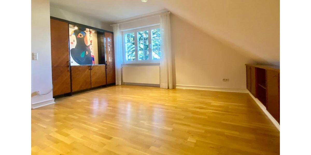 Dachgeschoßwohnung Bad Salzuflen - 2 Zimmer, 50 m&sup2;, 600&euro; | Angebot:26586347