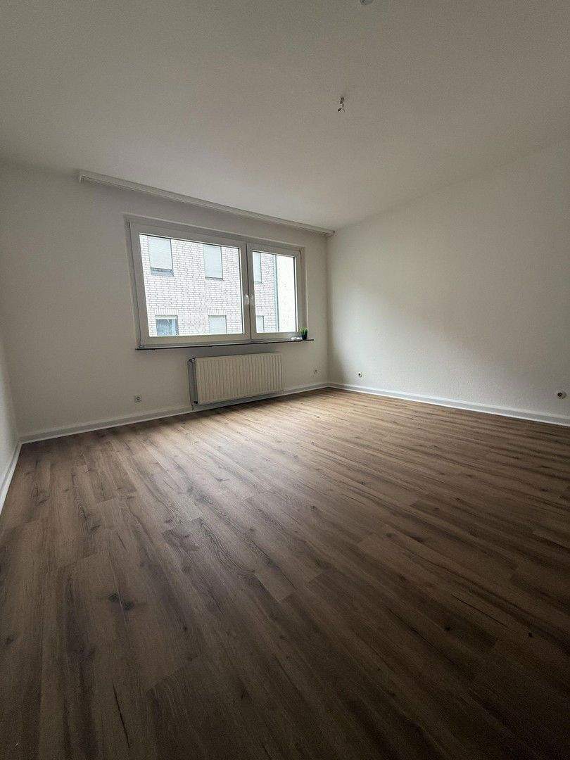 Erstbezug nach Renovierung! Helle 2-Zimmer-Wohnung in Barmen - mit Balkon und Einbauküche! 2 zimmer