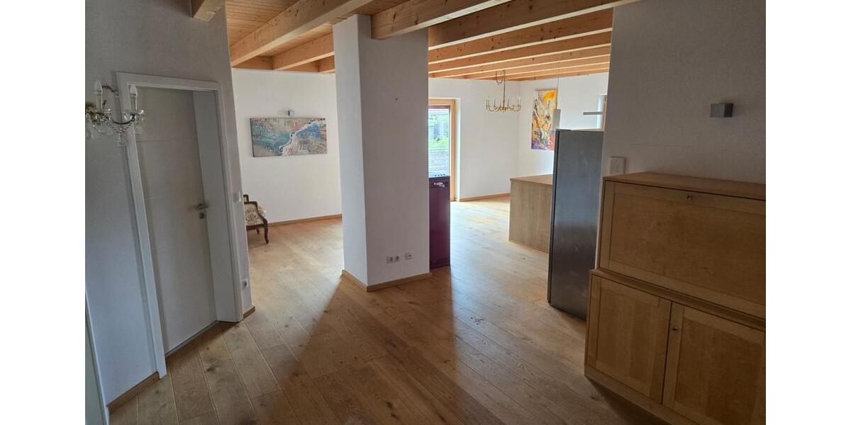 Etagenwohnung Salzweg - 3 Zimmer, 1.500&euro; | Angebot:23384042