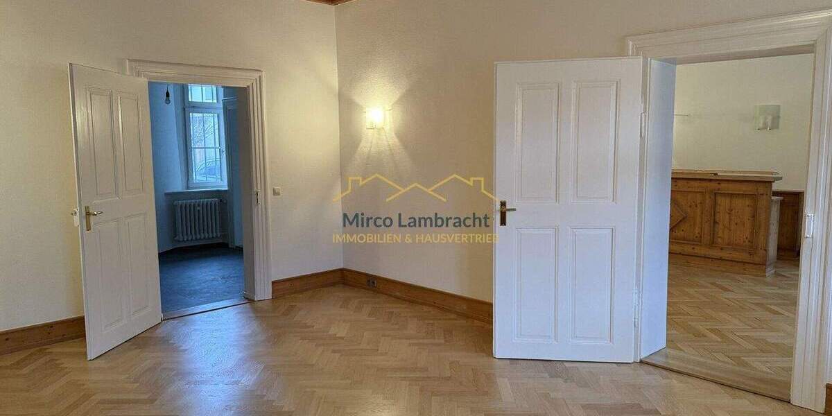 Gewerbeobjekt Breisach am Rhein Breisach - 2 Zimmer, 84 m&sup2;, 1.100&euro; | Angebot:25666472