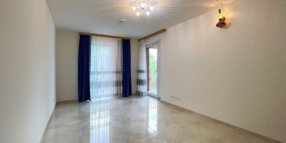 Etagenwohnung Berlin Lichterfelde - 5 Zimmer, 135 m&sup2;, 2.977&euro; | Angebot:24972209