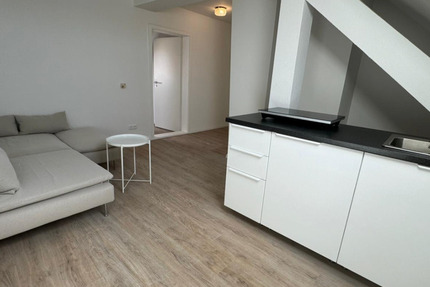 Helles Mini-DG Loft nähe Maschsee Bright mini-loft below roof zimmer