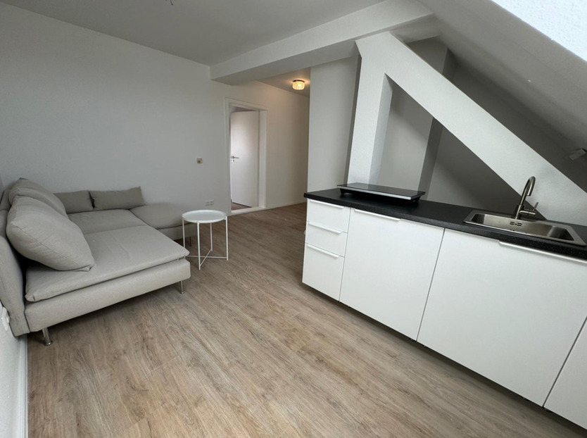 Helles Mini-DG Loft nähe Maschsee Bright mini-loft below roof zimmer