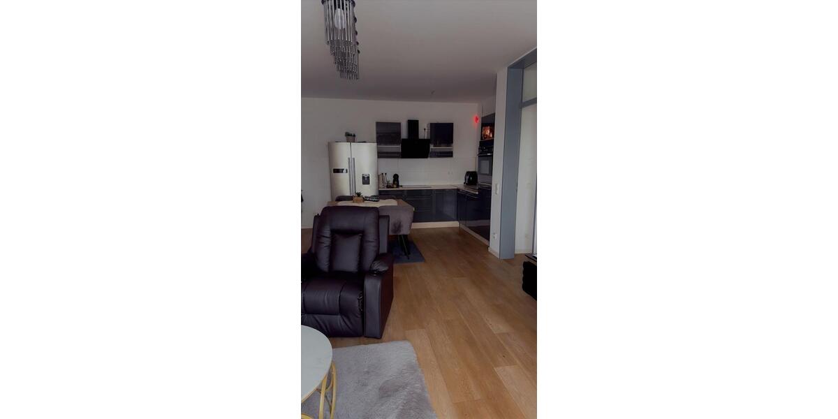 Etagenwohnung Bedburg - 3 Zimmer, 80 m&sup2;, 1.200&euro; | Angebot:24862607