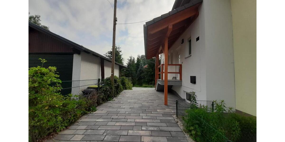 Doppelhaushälfte Greiz - 5 Zimmer, 160 m&sup2;, 1.300&euro; | Angebot:24640736