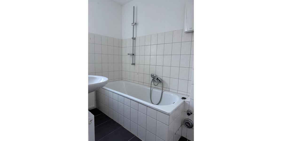 Etagenwohnung Helmstedt Offleben - 3 Zimmer, 65 m&sup2;, 400&euro; | Angebot:26193986