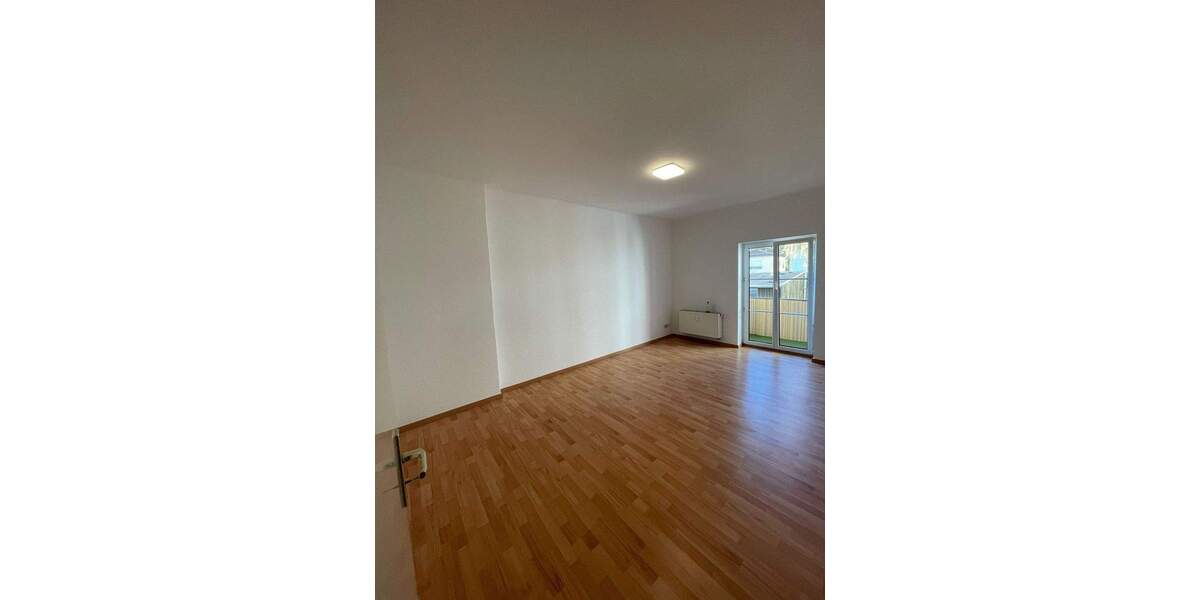 Etagenwohnung Pirna Copitz - 3 Zimmer, 87 m&sup2;, 740&euro; | Angebot:25065817