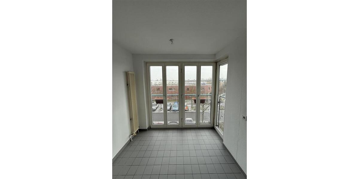 Etagenwohnung Falkensee - 3 Zimmer, 89 m&sup2;, 1.044&euro; | Angebot:25236228