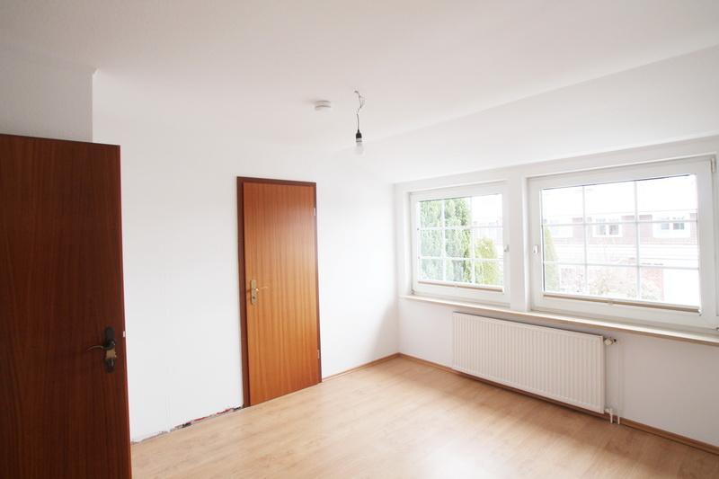 Hier haben alle Platz! Frisch renoviertes Reihenhaus wartet auf Sie! 5 zimmer
