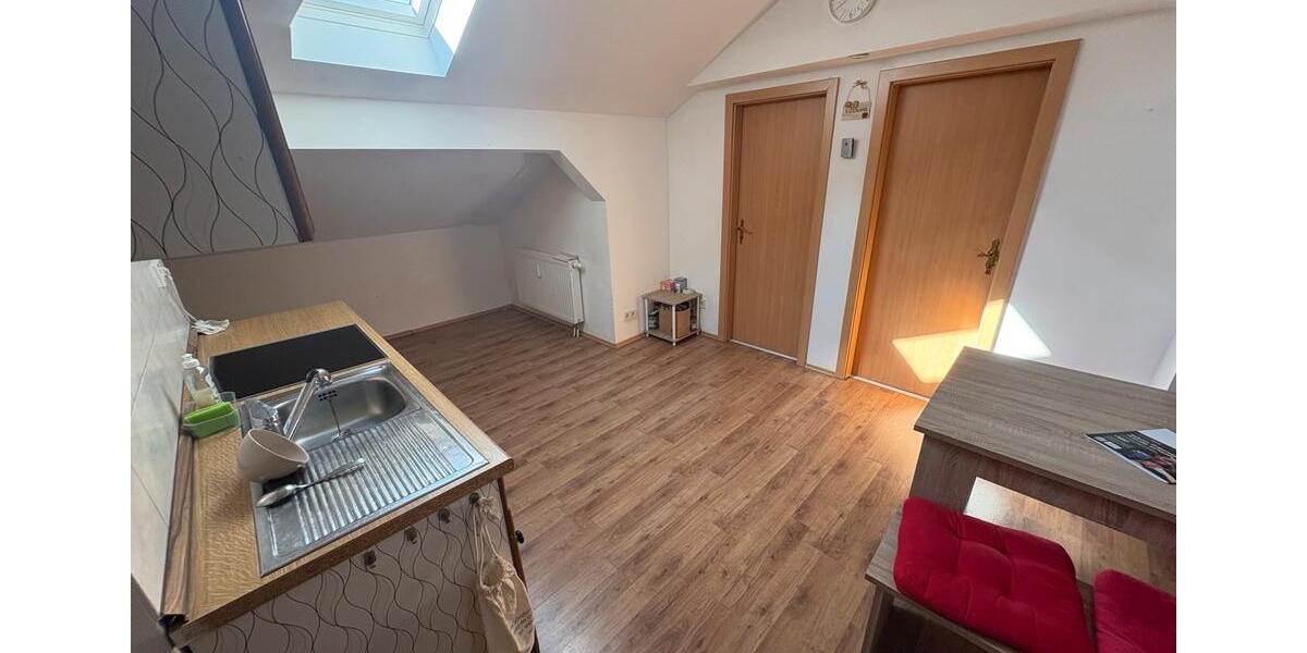 Dachgeschoßwohnung Eichstätt - 3 Zimmer, 70 m&sup2;, 350&euro; | Angebot:26039843