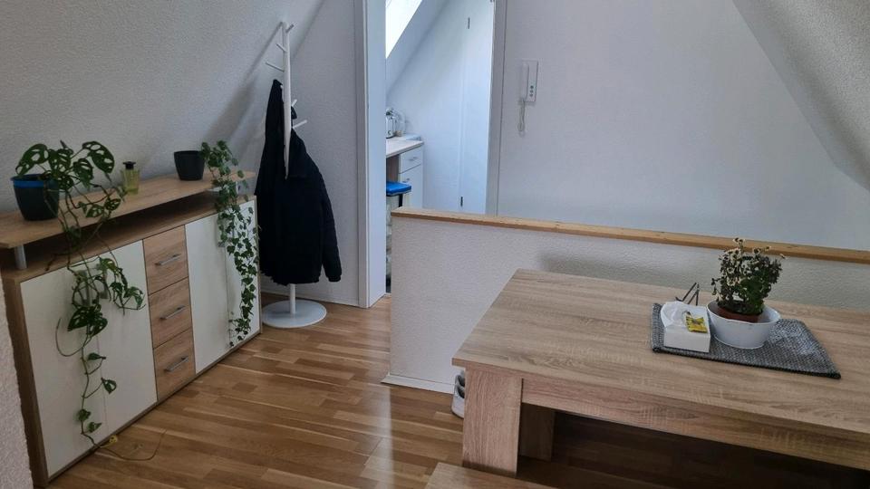 Dachgeschoßwohnung Villingen-Schwenningen Schwenningen - 1 Zimmer, 35 m&sup2;, 520&euro; | Angebot:25917316