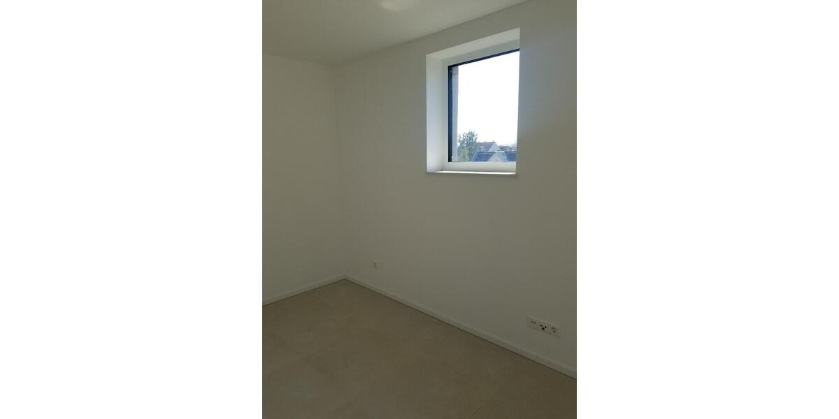 moderne, helle 1ZKB mit EBK 1 zimmer