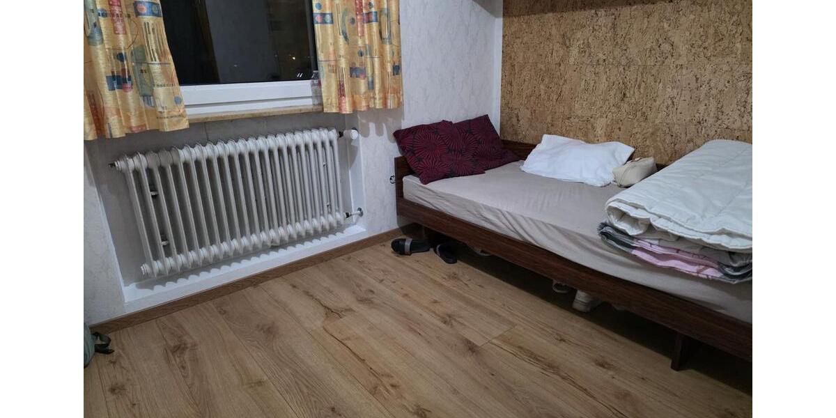 Wohnen auf Zeit Lampertheim - 4 Zimmer, 104 m&sup2;, 495&euro; | Angebot:26605378
