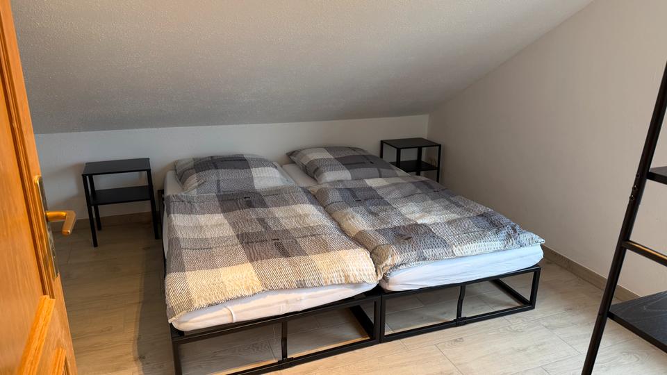 Dachgeschoßwohnung Vaterstetten Parsdorf - 2 Zimmer, 40 m&sup2;, 1.000&euro; | Angebot:24976727