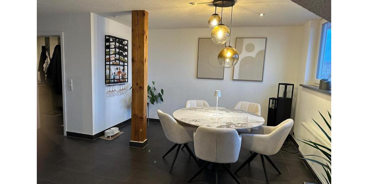 Dachgeschoßwohnung Illingen - 3 Zimmer, 137 m&sup2;, 1.350&euro; | Angebot:24865388