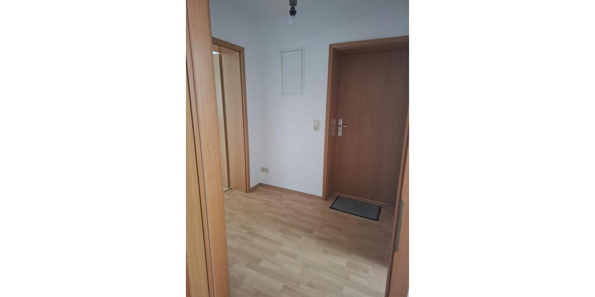Erdgeschoßwohnung Schneeberg - 2 Zimmer, 50 m&sup2;, 350&euro; | Angebot:26638407