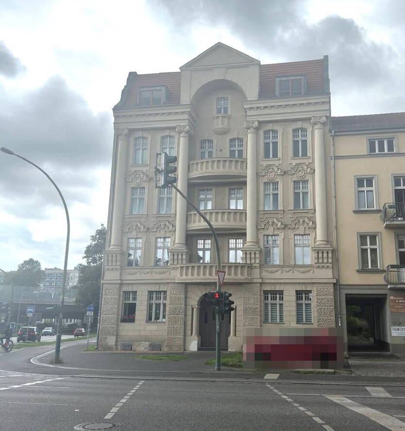 Charmante, möblierte Dachgeschoßwohnung mit Dachterrasse in Potsdam-Babelsberg