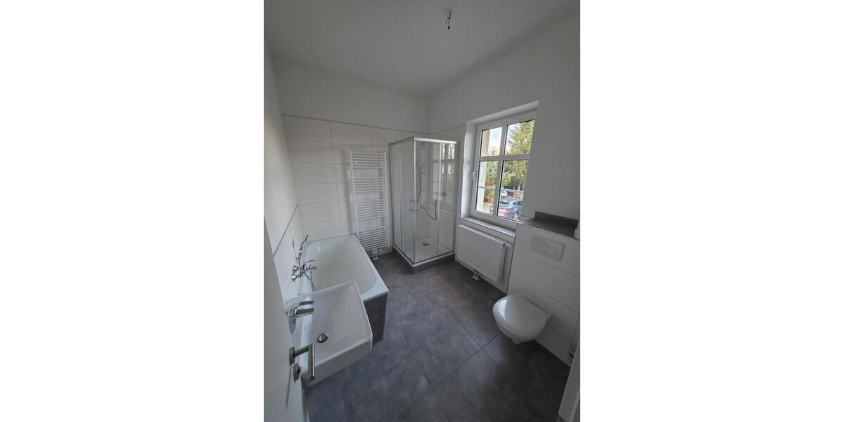 Dachgeschoßwohnung Böhlen - 3 Zimmer, 72 m&sup2;, 648&euro; | Angebot:24770522