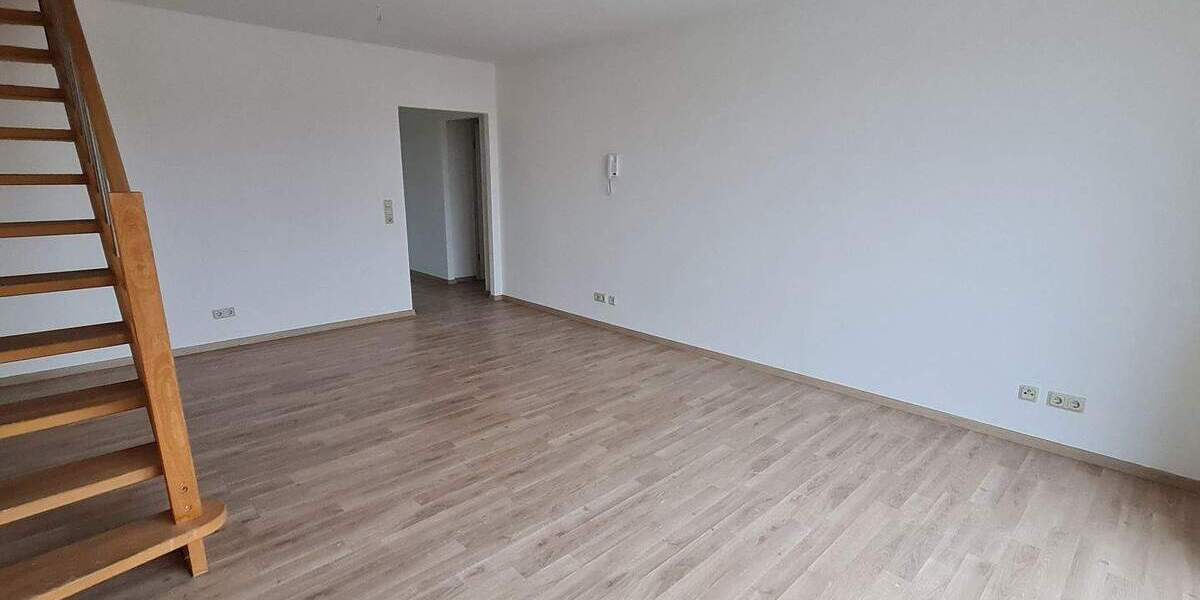 Großzügig Wohnen über 2 Etagen in Riegelsberg 5 zimmer