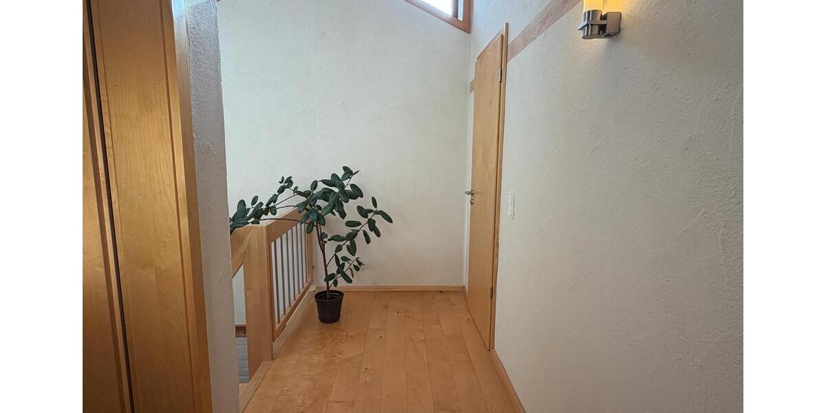 Maisonettenwohnung Arnsberg Oeventrop - 4 Zimmer, 145 m&sup2;, 1.250&euro; | Angebot:26645321