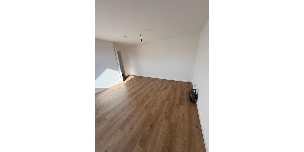 Dachgeschoßwohnung Laudenbach - 3 Zimmer, 77 m&sup2;, 1.450&euro; | Angebot:25805710