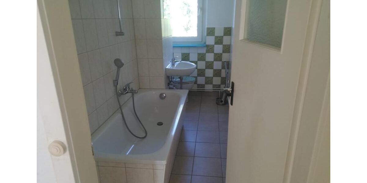 Etagenwohnung Perleberg - 4 Zimmer, 72 m&sup2;, 395&euro; | Angebot:23396629