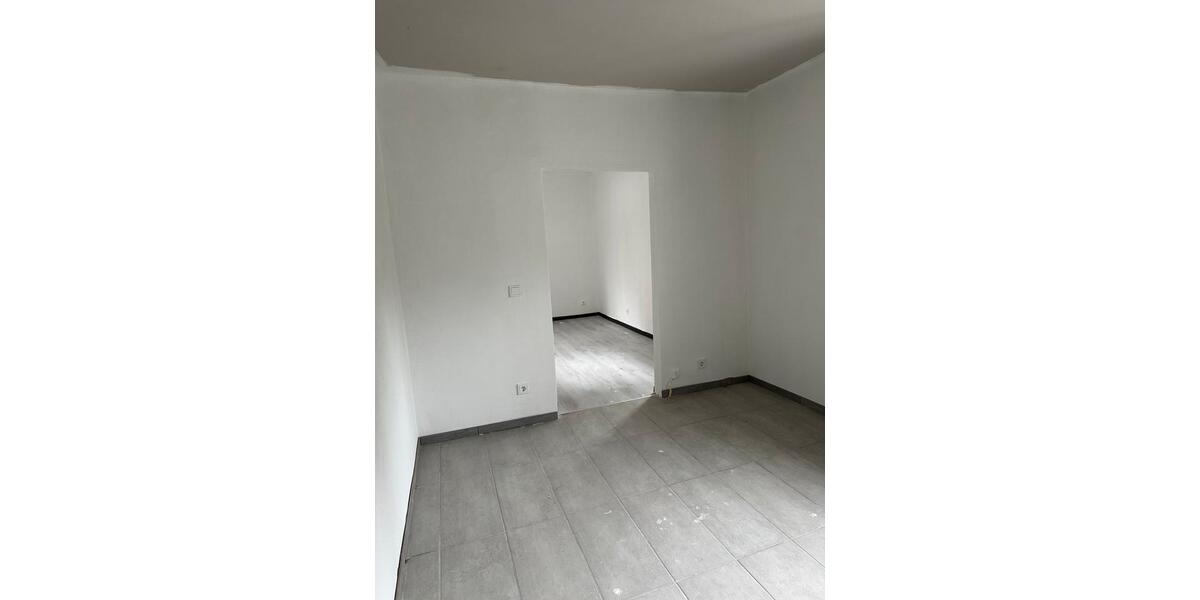 Etagenwohnung Neunkirchen - 4 Zimmer, 65 m&sup2;, 650&euro; | Angebot:26385325