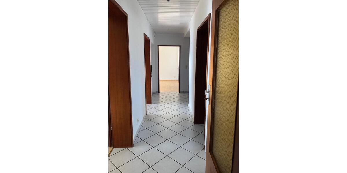 Etagenwohnung Hardheim - 4 Zimmer, 105 m&sup2;, 650&euro; | Angebot:25839359