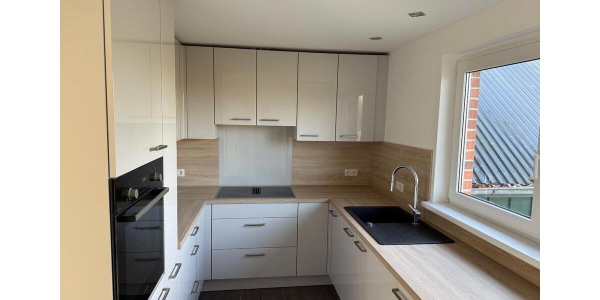 4-Zimmer-Wohnung, Erstbezug nach Sanierung auf dem Lande 4 zimmer