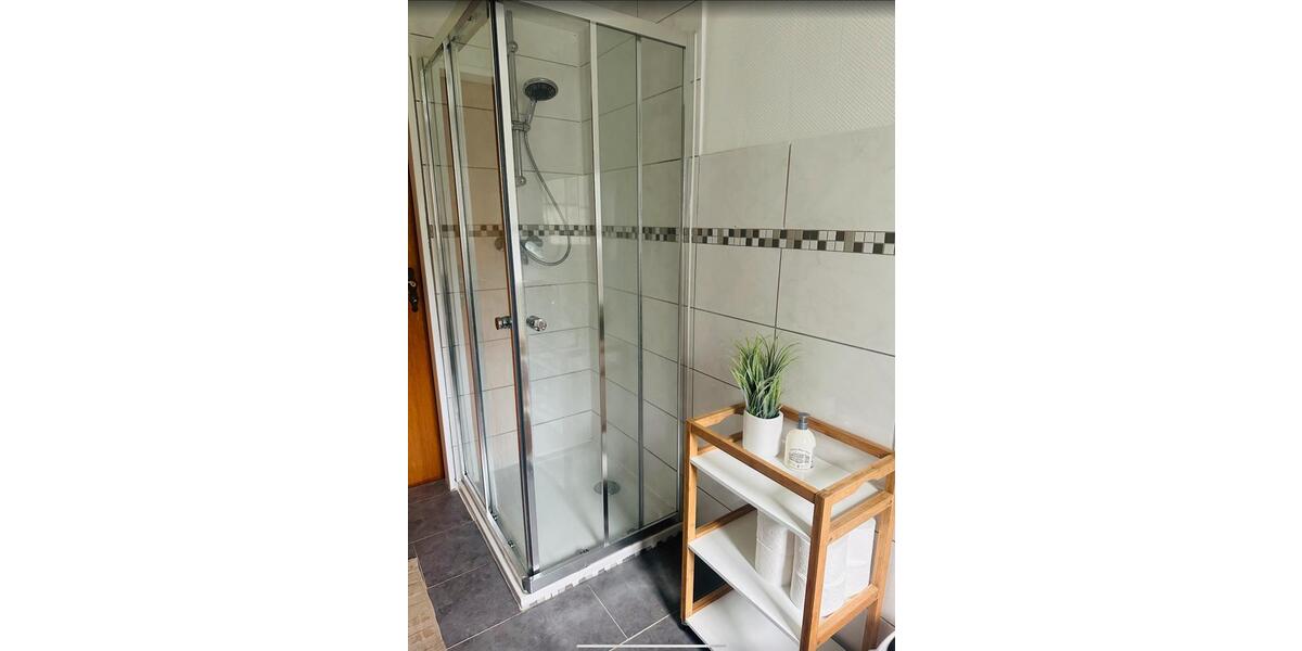 Wohnen auf Zeit Geestland Bad Bederkesa - 4 Zimmer, 120 m&sup2;, 100&euro; | Angebot:25935086