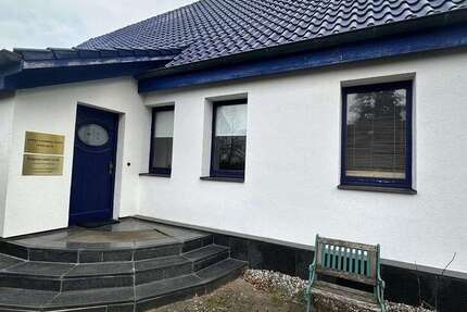 Haus Stralendorf - 6 Zimmer, 220 m&sup2;, 1.340&euro; | Angebot:24005543