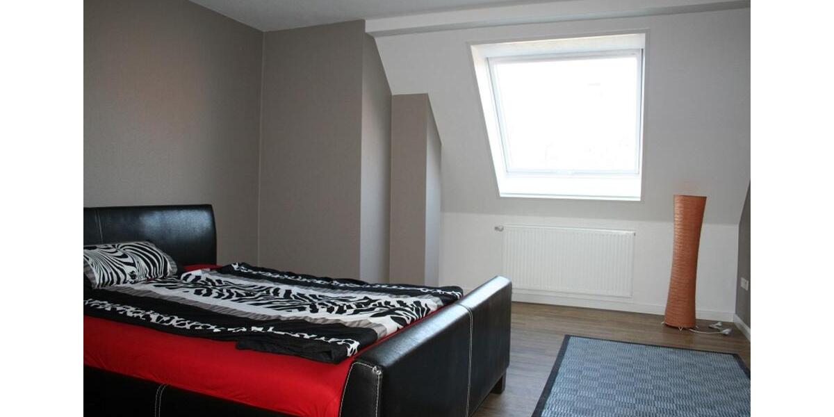 Einfamilienhaus Warburg - 2 Zimmer, 150 m&sup2;, 1.050&euro; | Angebot:25961558