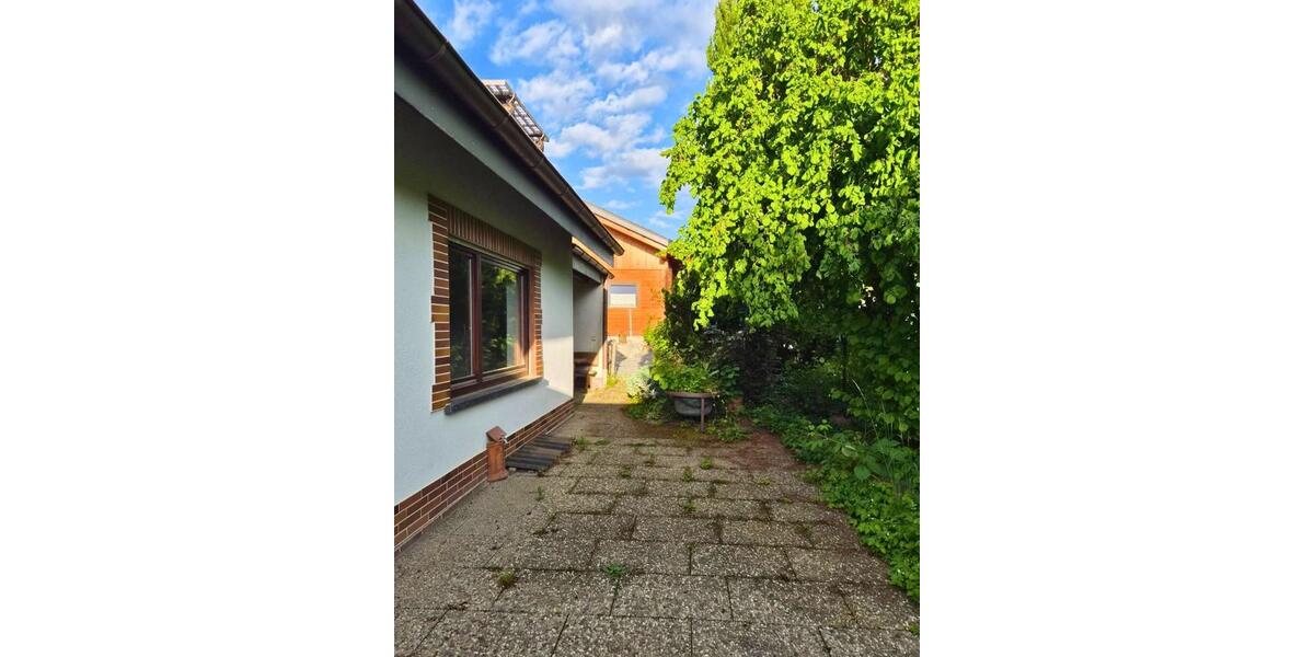 Etagenwohnung Sinsheim - 6 Zimmer, 190 m&sup2;, 1.300&euro; | Angebot:26566841